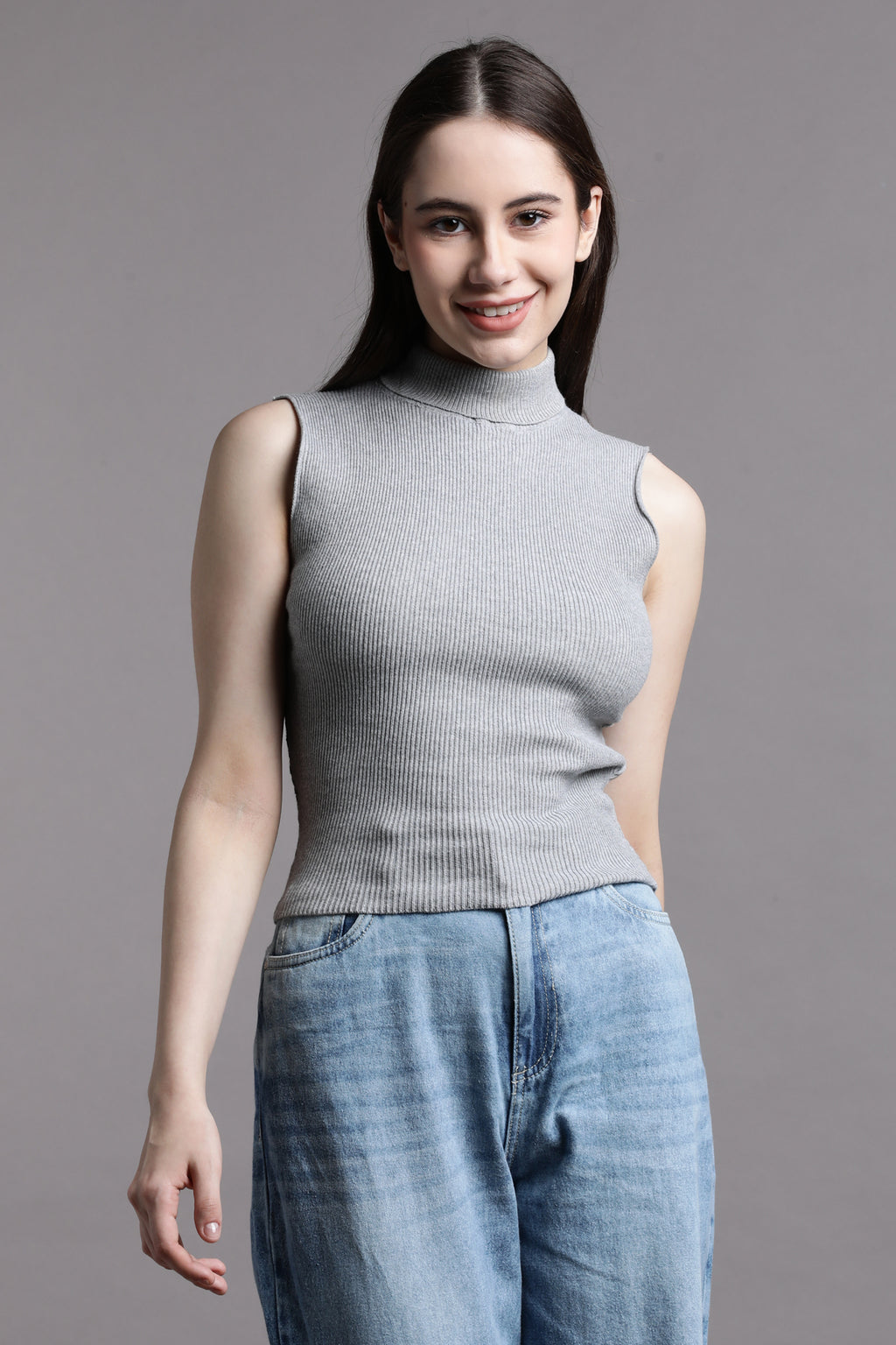 Turtle Neck Sleeveless Top – K&M